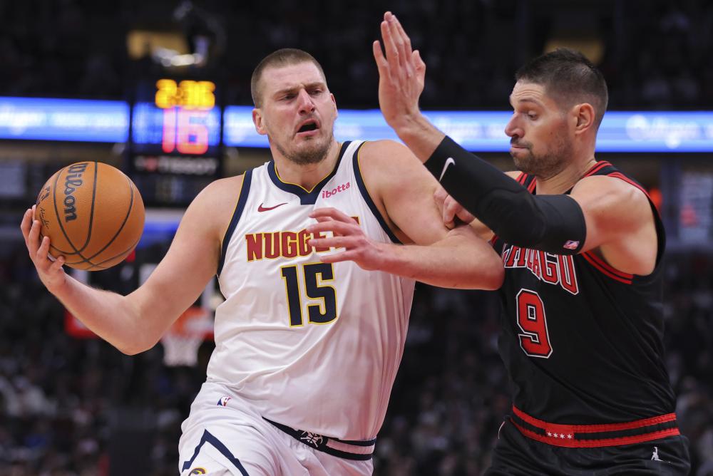 4人登顶 4人登顶